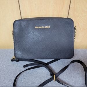 Michael Kors Black Leather Jet Set Crossbody Bag
